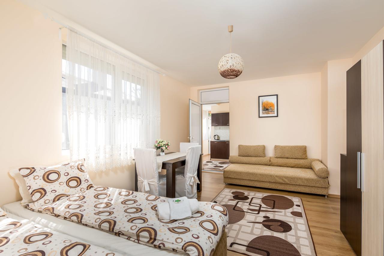 Apartments Ivadoni เวลินกราด ภายนอก รูปภาพ